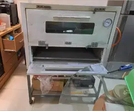 Oven Gas Api atas  bawah UK 75X55X70 bahan  Galvalum
