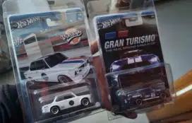 Hotwheels BMW 2002 dan Ford Mustang Shelby GT500 + Protect