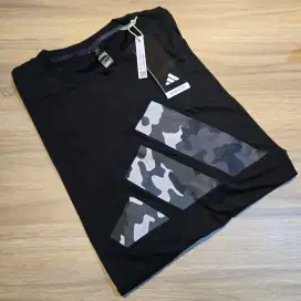 T shirt Adidas original size M slimfit