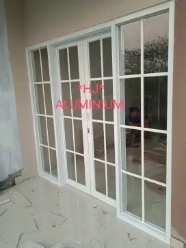 PINTU SLIDING DAN ORNAMENT