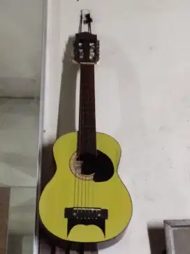 Gitar Lele Osmond