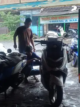 Dicari segera montir mekanik motor pengalaman