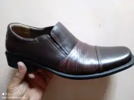 Sepatu pantofel kulit ori