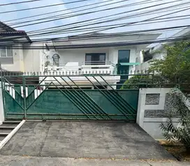 DIJUAL RUMAH SECOND MEWAH GREEN GARDEN HARGA MURAH MENDEKATI NJOP