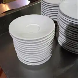 Piring Kecil Keramik Porcelain Merek Legacy PR004 Diamater 16 Cm