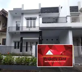 Dijual Rumah Siap Huni Raffles Hill strategis depan Trans Studio