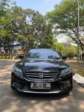 HONDA ACCORD VTI/L A/T 2015 Like New