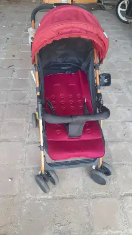 Stroller bayi baby does masih bagus bersih