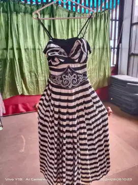 Baju pesta long dress