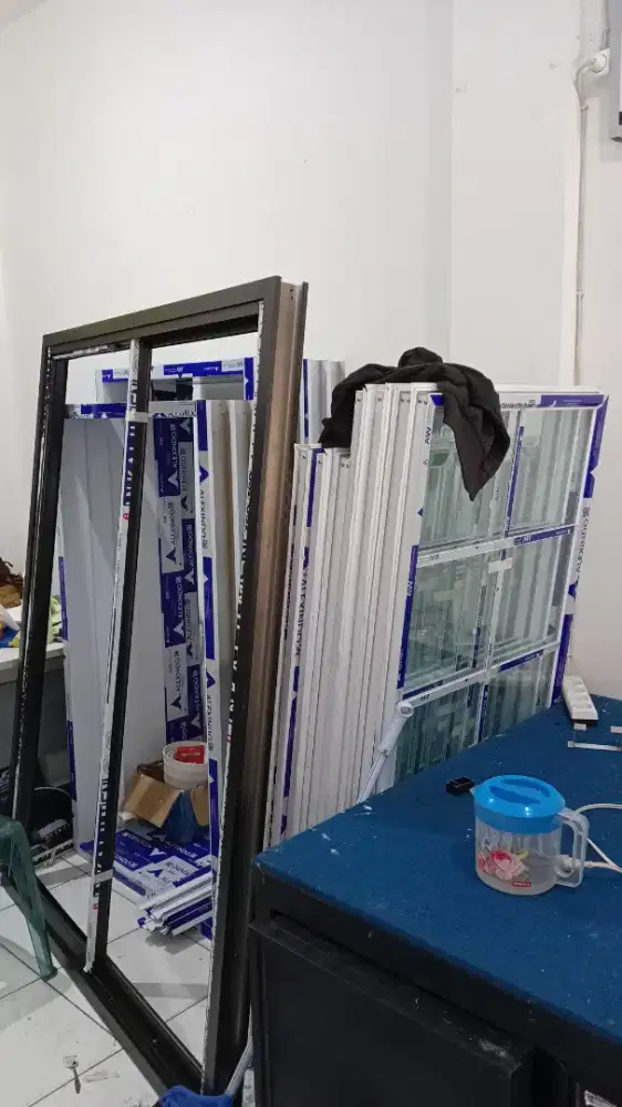 dicari tukang spesialis aluminium dan kaca