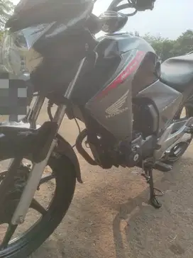 HONDA MEGAPRO 2011