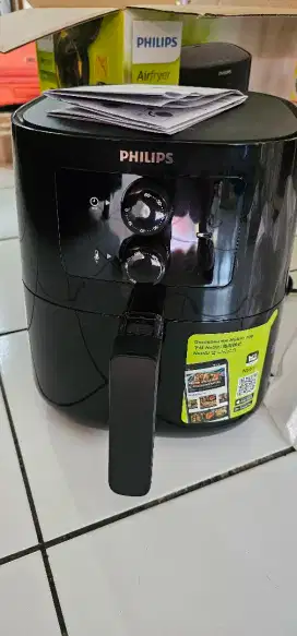 PHILIPS AIR FRYER