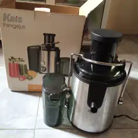 Pengejus merk kris