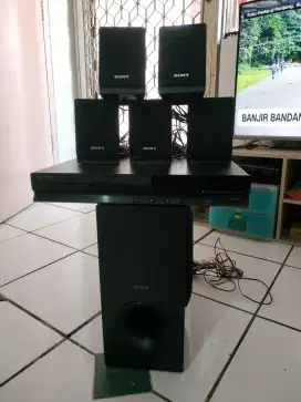 Sony DVD kualitas HD bisa USB satu set