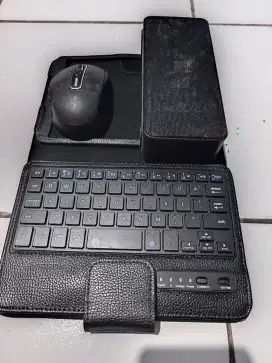 Keyboard Bluetooth + Mouse Bluetooth + Speaker Bluetooth