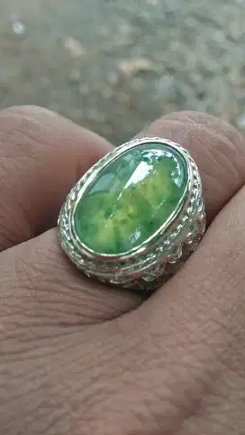 Idocrase Lumut Aceh Kristal Bersih Giwang Dim 20x14x4