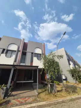 disewakan rumah freja hoek bsd city