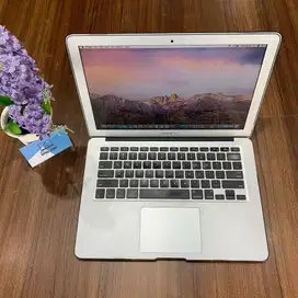 LAPTOP MACBOOK PRO CORE I5 RAM  4/128GB SSD | SECOND/BEKAS