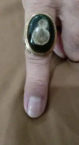 Cincin batu akik gambar.