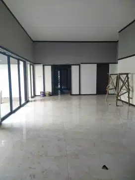 Tukang bangunan amanah