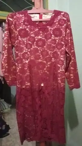 Kebaya Brukat Cuma Sekali Pakai Model Kekinian