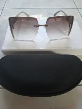 Kacamata Sultan Dior original