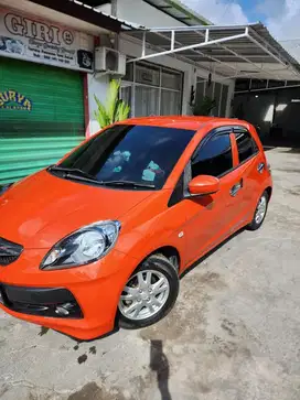 Honda Brio E Satya M/T KM Rendah