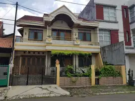 Dijual, Rumah 2 Terawat Lantai di Kosambi Baru.