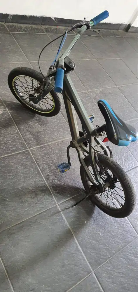 JUAL  Sepeda Anak (untuk usia 5-8 Tahun)