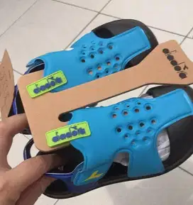 Sepatu sandal diadora ex kado