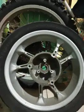 Ban motor N max