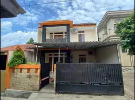 Di jual rumah 2 lantai mencong peninggian Utara Ciledug kota tangerang