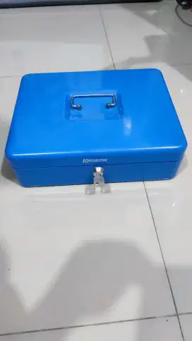 Krisbow Brankas Mini Cash Box 30cm 12inch