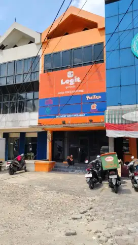 RUKO STRATEGIS PASAR MINGGU DEKAT BCA KONDISI TERSEWA JAKARTA SELATAN
