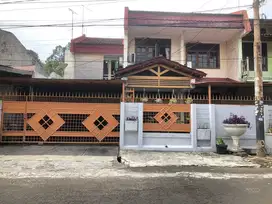 DIJUAL RUMAH DALAM KOMPLEK DEPARTEMEN KEUANGAN KEMBANGAN (PURI)