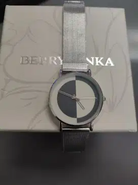 Jam tangan rantai wanita Sofia Collate Mesh (BERRYBENKA)