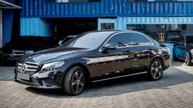 Mercedes-Benz C180 Avantgarde CKD