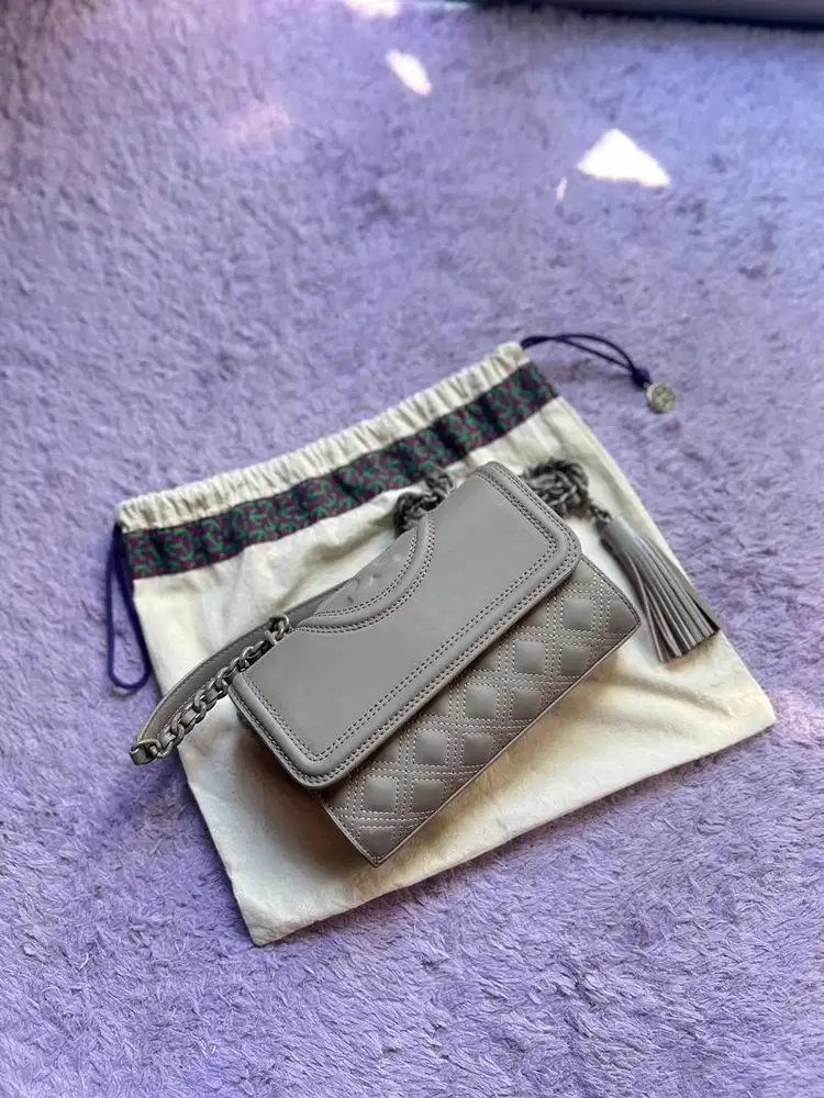 Tory Burch Fleming Small Matte Gray Heron