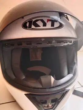 Jual Helm KYT warna putih