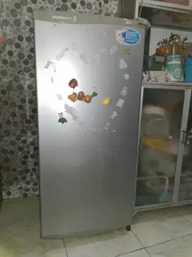 Kulkas LG pintu 1