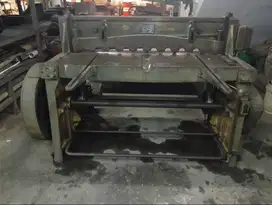 mesin potong plat