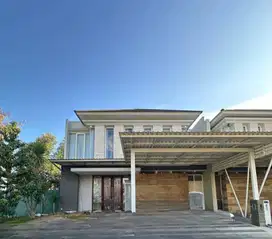 Dijual Rumah Minimalis Modern WBM Grand Palais Surabaya Barat