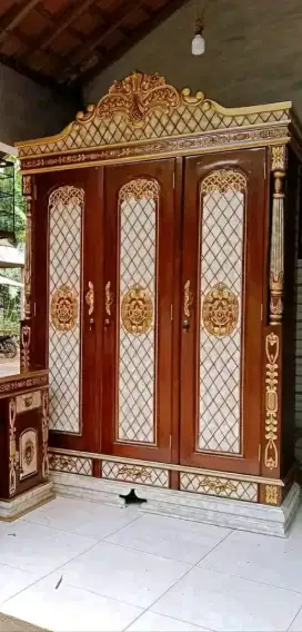 ready lemari pakaian kayu jati asli