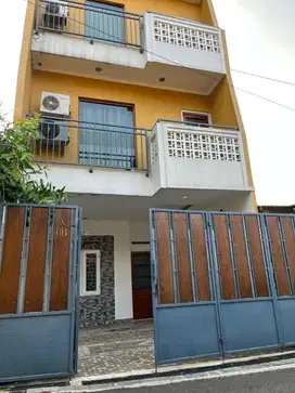 disewakan rumah dkt Pondok Indah Mall, di Bintaro veteran Jaksel