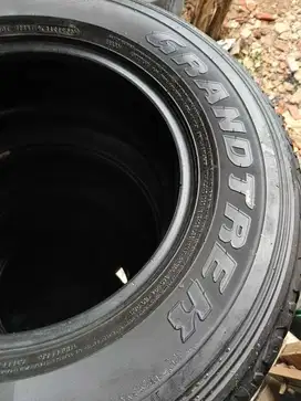 [BAGUS] Ban SUV uk. 245/70/R16 seperti baru !