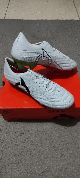 Jual Baru & Murah Sepatu Sepak Bola Ortuseight Catalyst Vision V4 FG