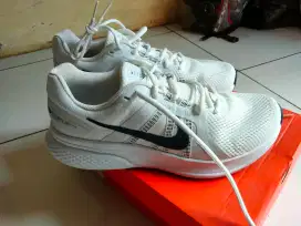 Sepatu Running Pria Nike Original