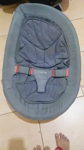 BOUNCER NUNA LEAF ABU-ABU MURAH