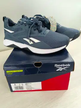 Dijual Sepatu Reebok