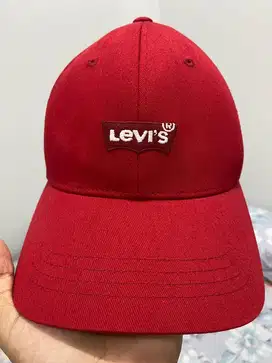 Topi Levis Logo Flexfit